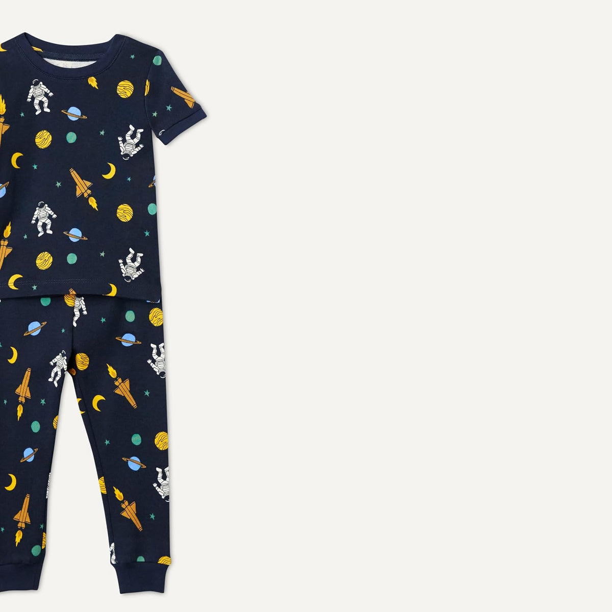 Amazon Essentials Boys' Snug-Fit Cotton Pajama Set, Short-Sleeve T-Shirt and Pants