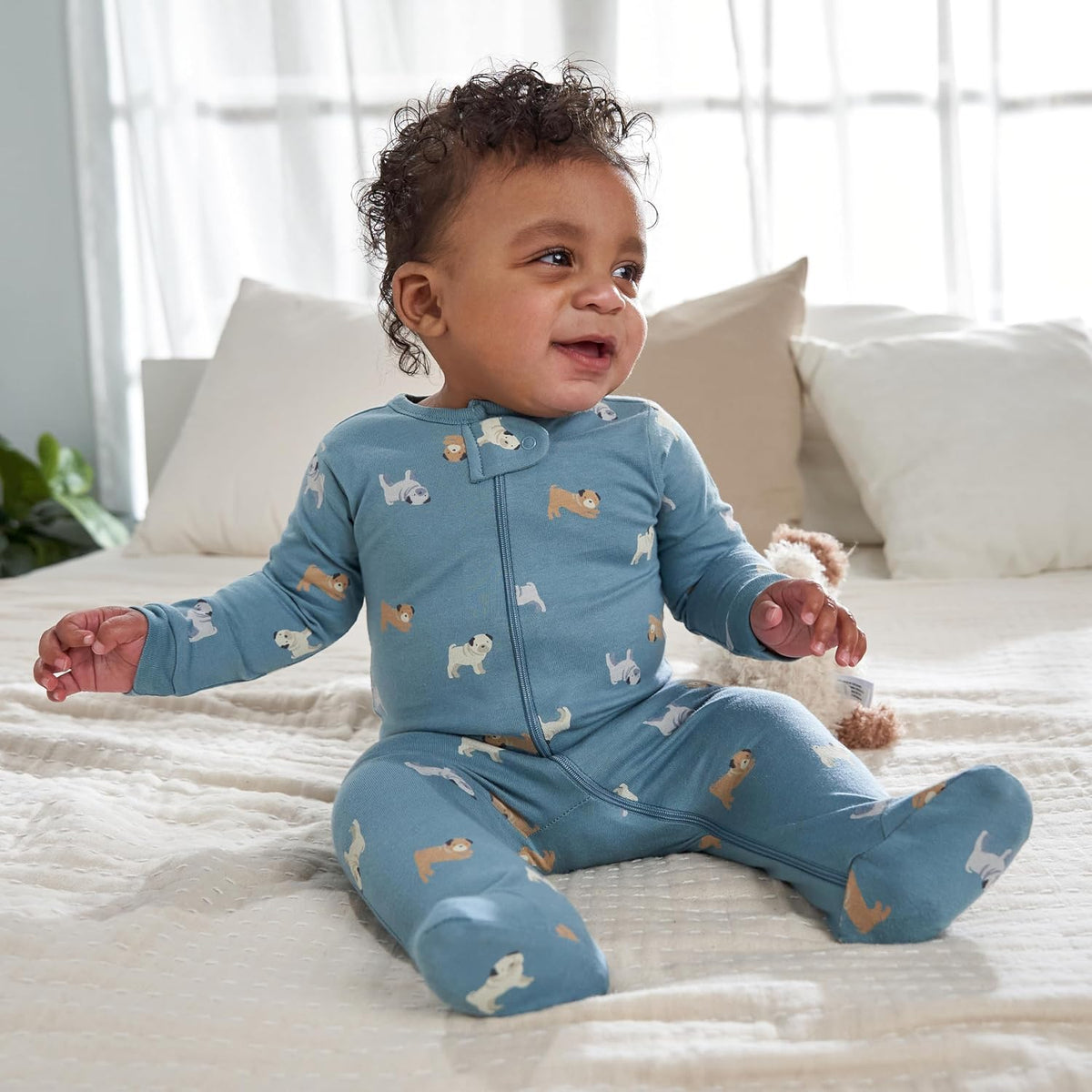 Gerber Baby Boys' 4-Pack Sleep 'N Play Footie, Dogs, Newborn